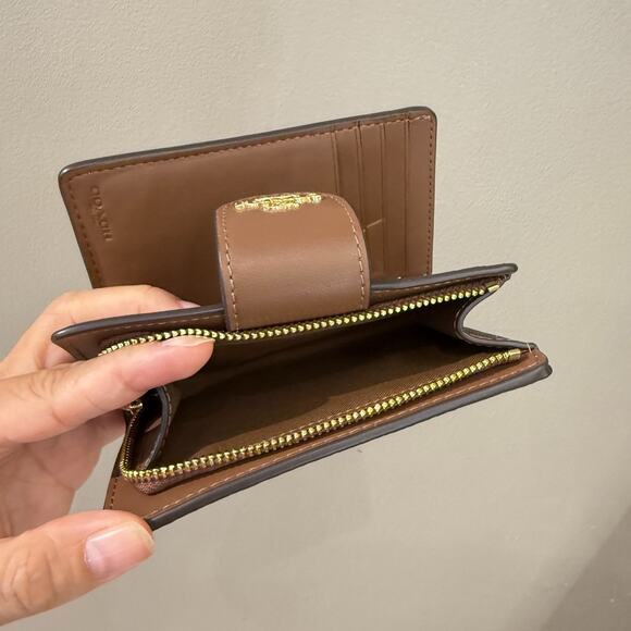 Last 3‼️Coach Medium Corner Zip Wallet Signature Canvas Shell Print CBO36 - Picture 8 of 13